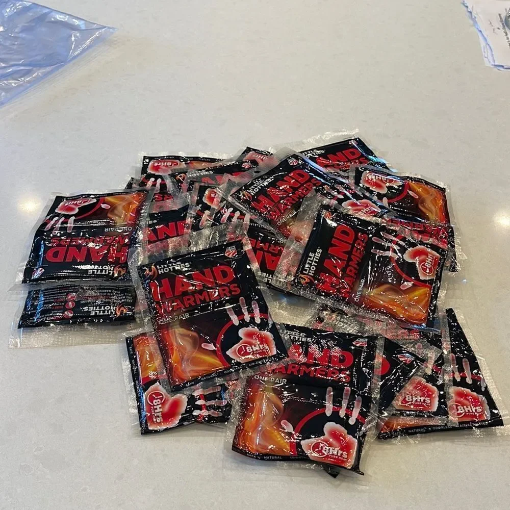 Little Hotties  warmers, 27 included in sale work great. 8 hours pure heat.